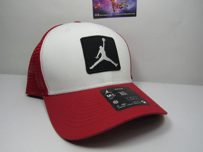 GORRA CURVA JORDAN RISE BULLS AWAY (M/L) UNITALLA