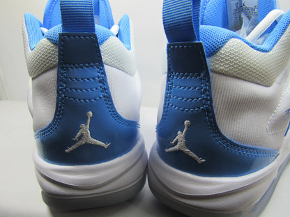 JORDAN STAY LOYAL 3 CAROLINA EN CAJA