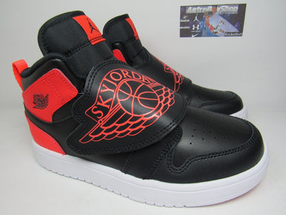 JORDAN 1 SKY BLACK INFRARED (22 CM)