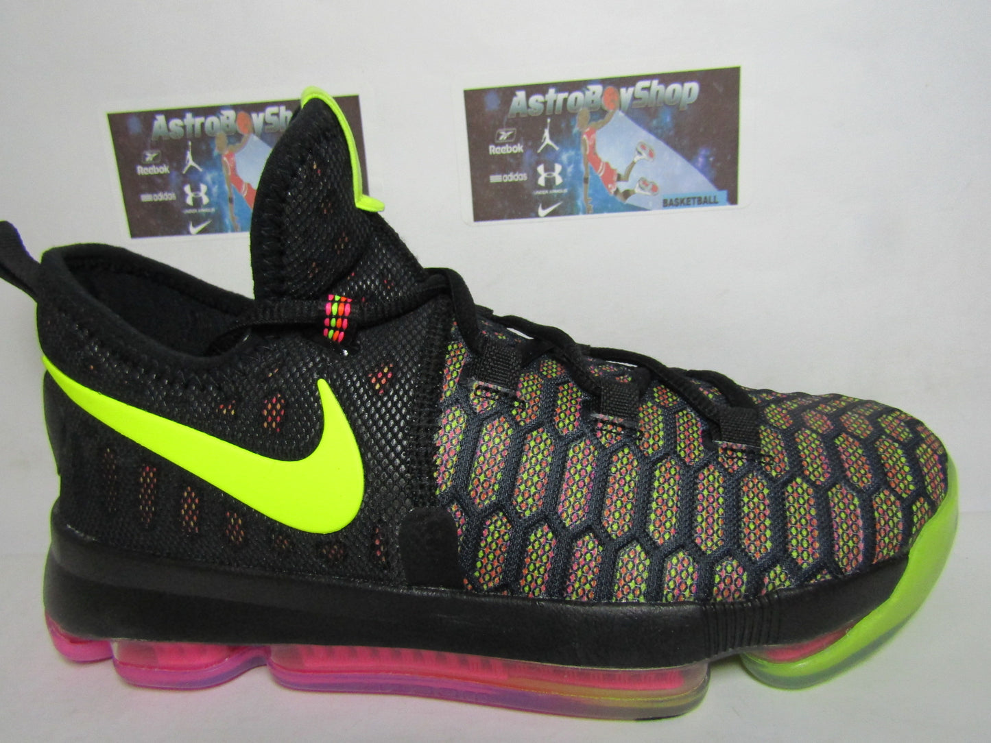 KEVIN DURANT 9 MULTICOLOR KIDS EN CAJA (25 CM)