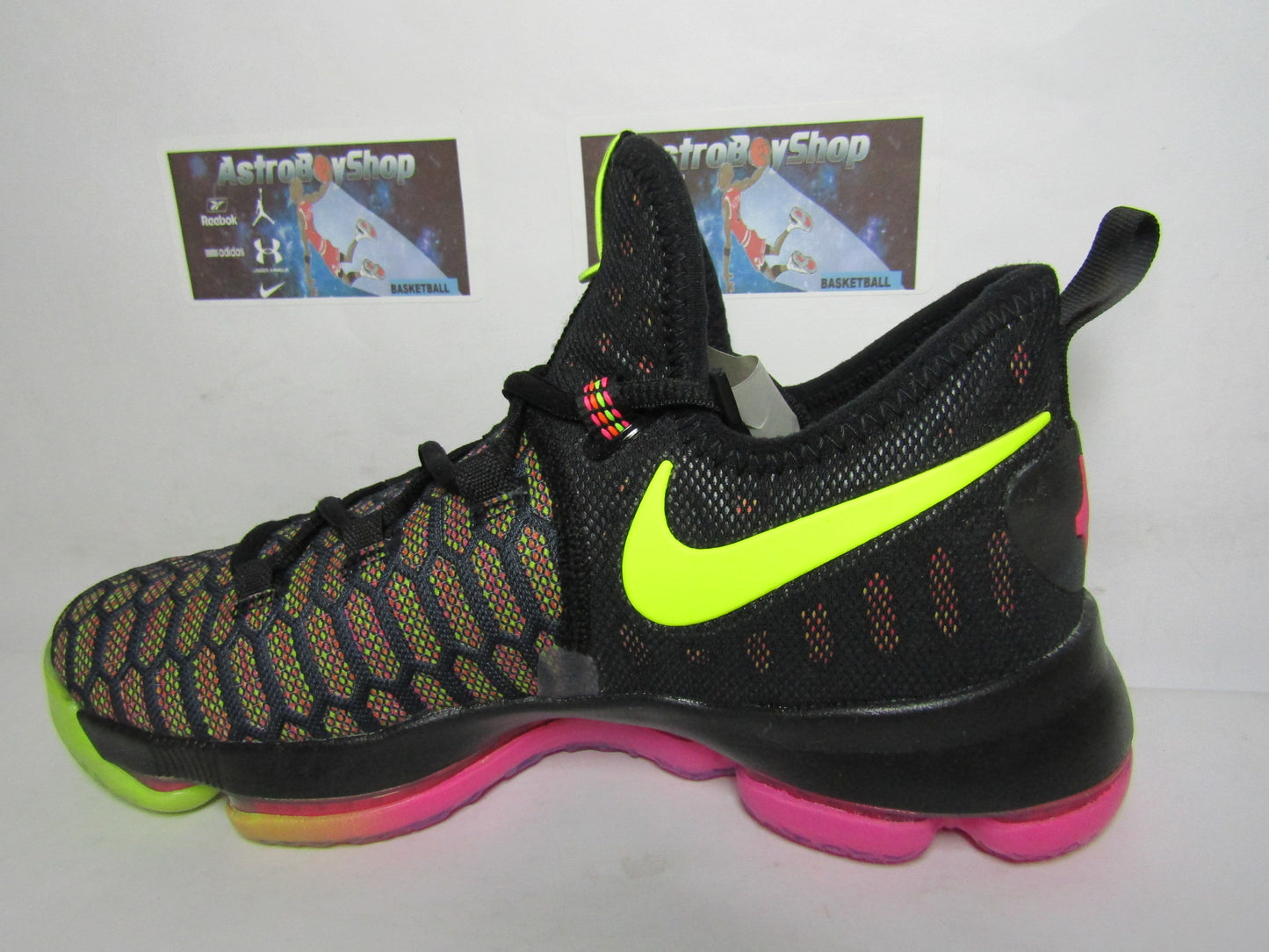 KEVIN DURANT 9 MULTICOLOR KIDS EN CAJA (25 CM)