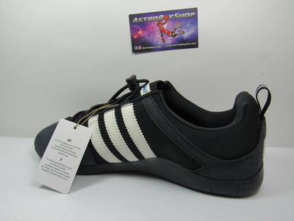 BAD BUNNY BALLERINA BLACK EN CAJA