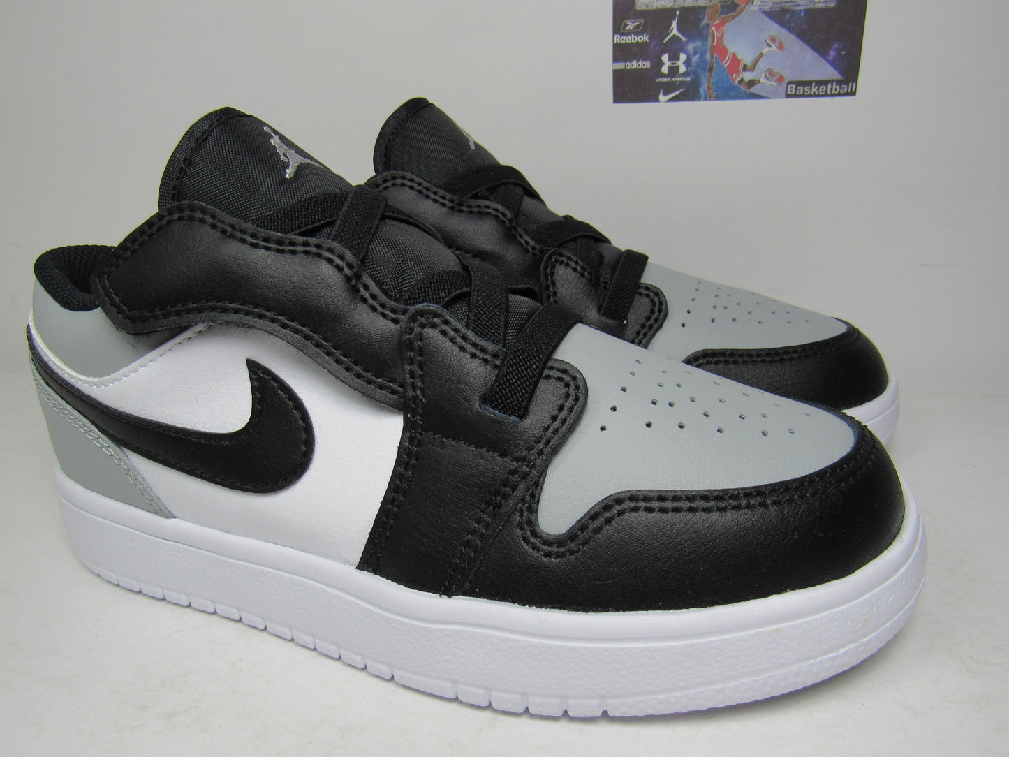 JORDAN 1 LOW PS SMOKE GREY EN CAJA (21 Y 21.5 CM)