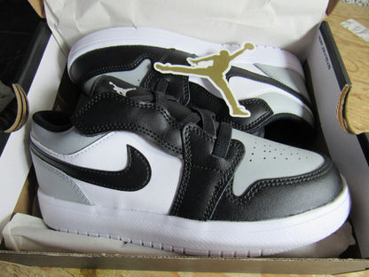 JORDAN 1 LOW PS SMOKE GREY EN CAJA (21 Y 21.5 CM)