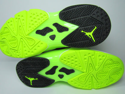 JORDAN 6-17-23 BLACK VOLT KIDS EN CAJA