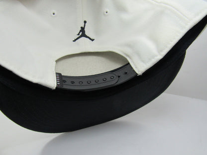 GORRA JORDAN RINGS WHITE EDITION (M/L)