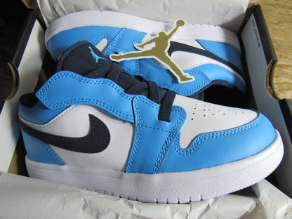 JORDN 1 LOW PS UNC EN CAJA (22 CM)