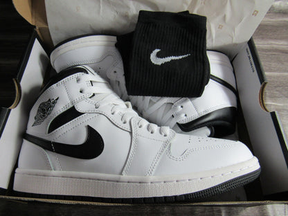 JORDAN 1 MID PANDA EN CAJA