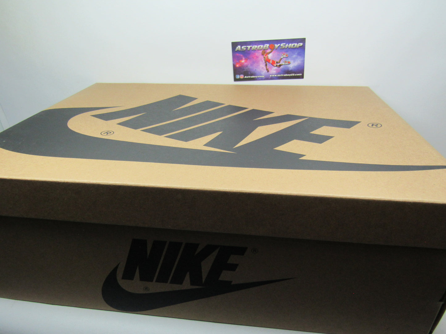 JORDAN 1 ZOOM COMFORT2 MUSLIN EN CAJA