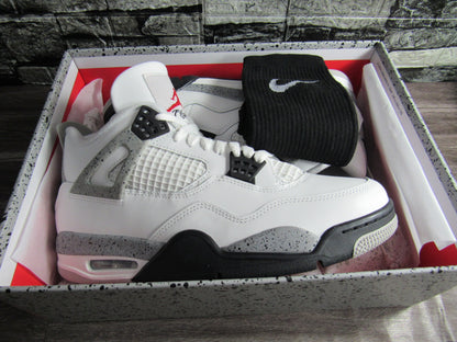 JORDAN 4 WHITE CEMENT  2025 EN CAJA