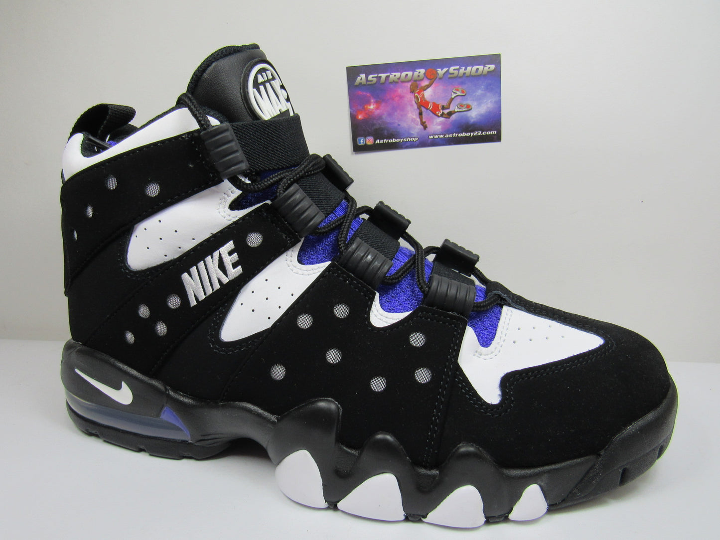 BARKLEY CB94 BLACK PURPLE 2025 EN CAJA