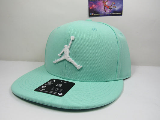 GORRA JORDAN PLANA EMERAL GREEN (M/L)
