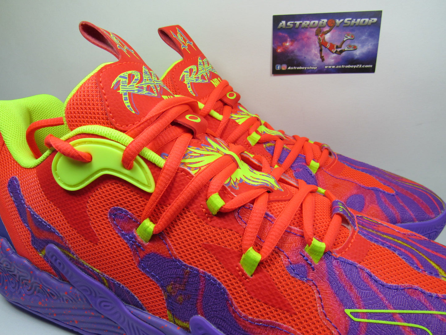 PUMA MELO M3.0 LOW LAVA EN CAJA