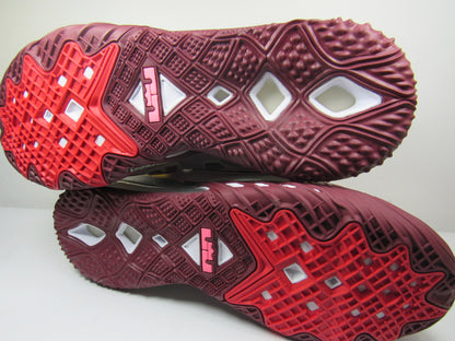 LEBRON 18 LOW MIMI PLANGE EN CAJA