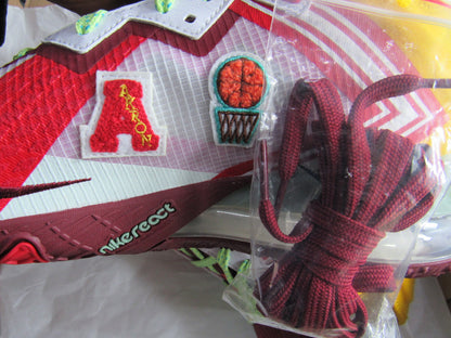 LEBRON 18 LOW MIMI PLANGE EN CAJA