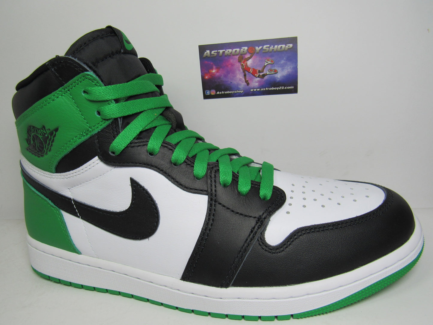 JORDAN 1 HIGH "LUCKY GREEN" EN CAJA