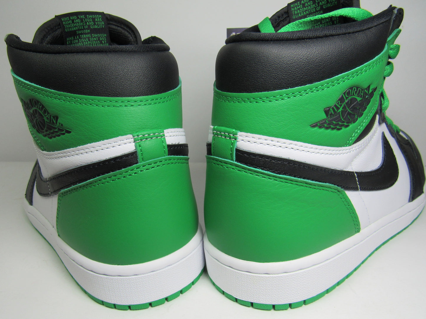 JORDAN 1 HIGH "LUCKY GREEN" EN CAJA