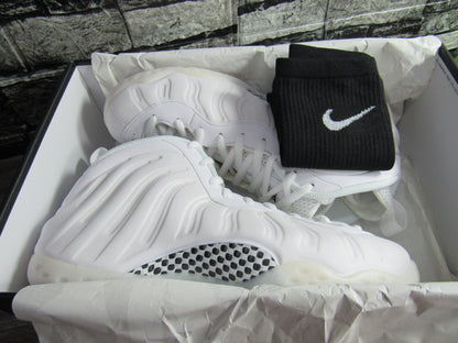FOAMPOSITE TRIPLE WHITE 2025 EN CAJA