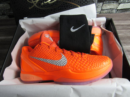 KOBE 6 PROTRO TOTAL ORANGE EN CAJA