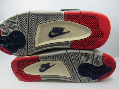 JORDAN 4 RARE AIR "LETRAS DORADAS" EN CAJA