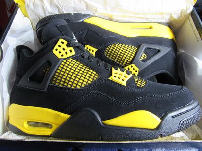 JORDAN 4 THUNDER  2023 EN CAJA