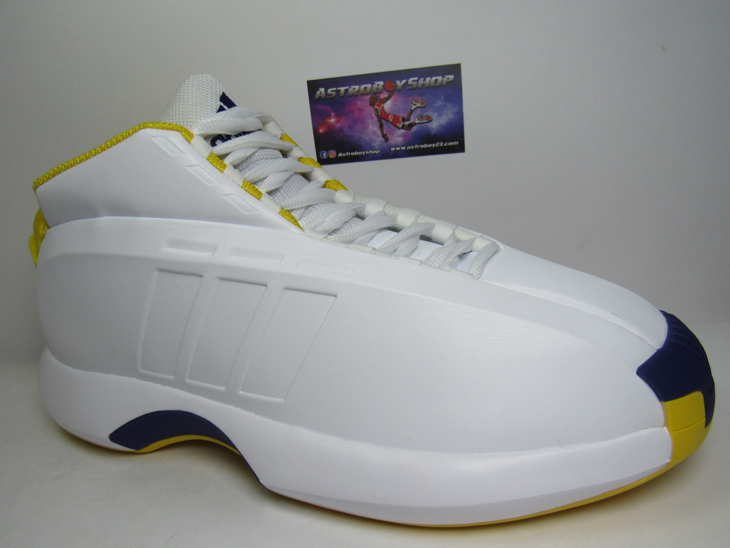 KOBE CRAZY 1 LAKEERS HOME EN CAJA DE REPUESTO