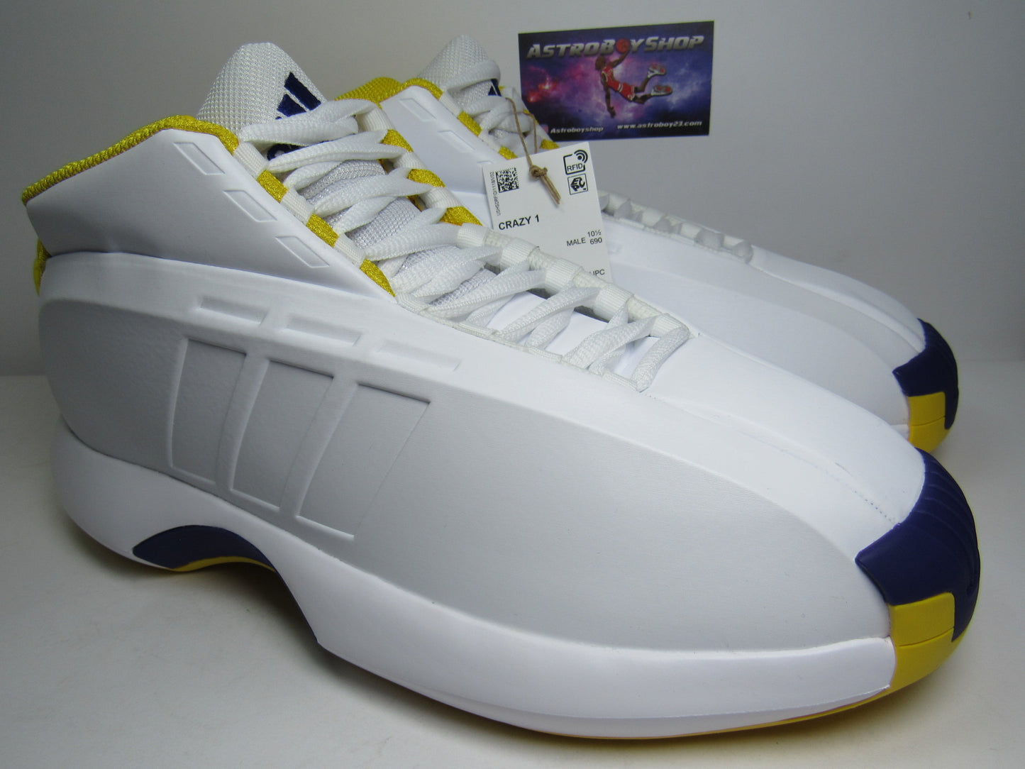 KOBE CRAZY 1 LAKEERS HOME EN CAJA DE REPUESTO