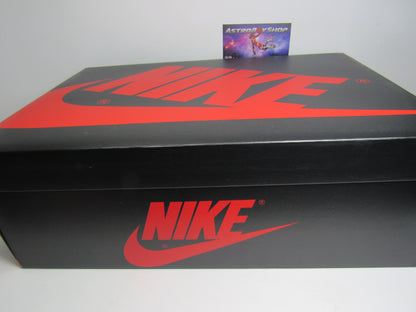 JORDAN 1 HIGH SPIDER VERSE GLOW IN THE DARK EN CAJA