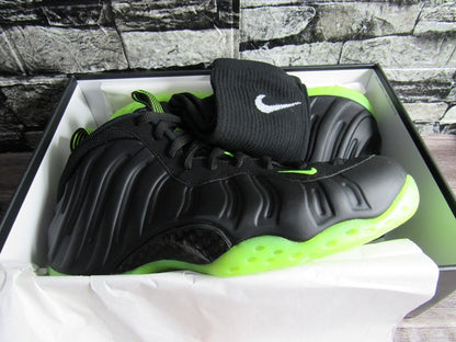 FOAMPOSITE BLACK VOLT 2025 EN CAJA