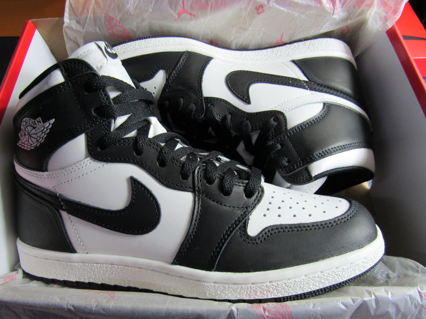 JORDAN 1 HIGH 85 BLACK WHITE EN CAJA