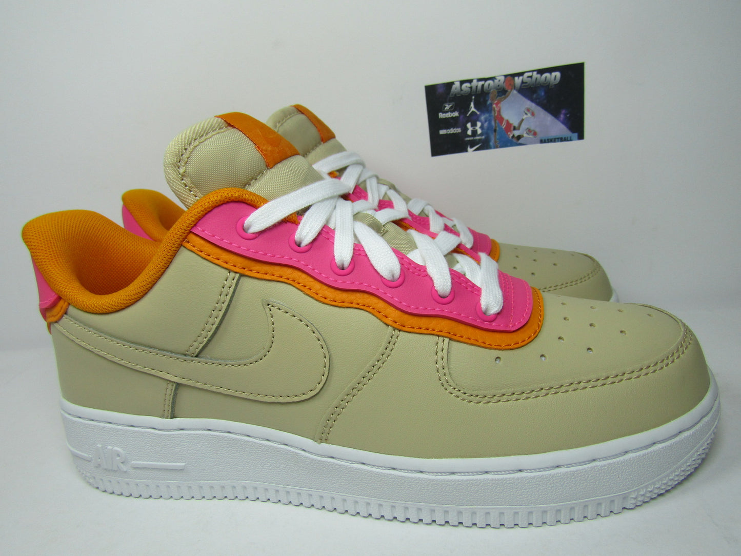 AF1 LOW SE FUCHSIA WOMENS (24.5 CM)