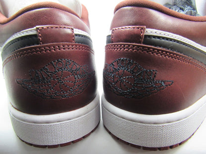 JORDAN 1 LOW SE DARK PONY EN CAJA