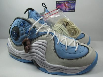 NIKE PENNY 2 X SOCIAL STATUS PLAYOGROUN BLUE EN CAJA CON LLAVERO