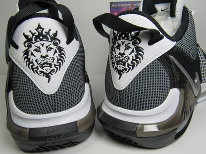 LEBRON WITNESS 7 "SILVER" EN CAJA