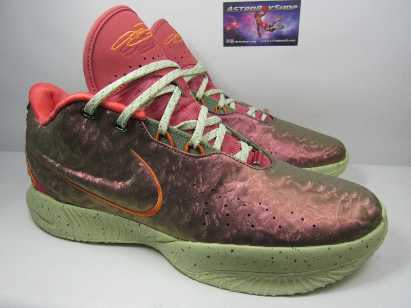LEBRON 21 QUEEN CONCH EN CAJA