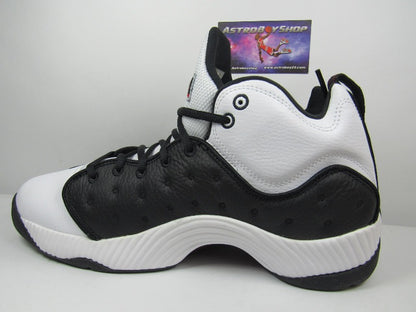 JORDAN JUMPMAN TEAM 2 BLACK EN CAJA