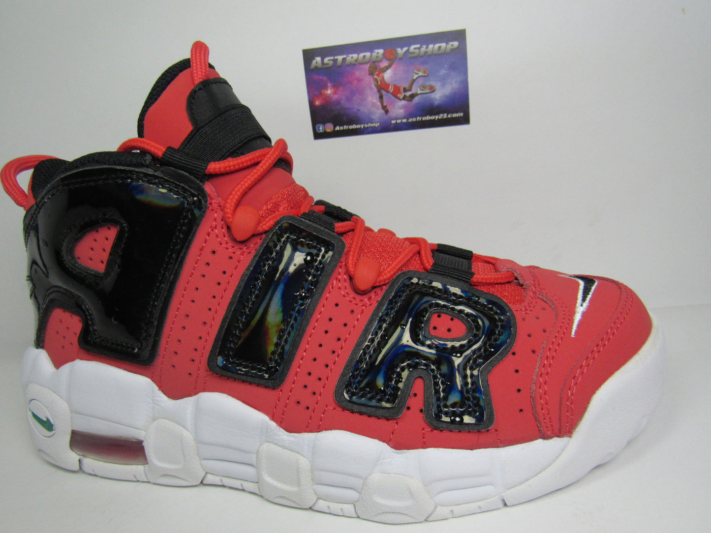 PIPPEN AIR MORE UPTEMPO KIDS "GO NEXT" EN CAJA