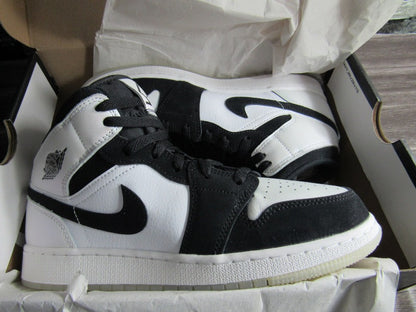 JORDAN 1 MID DIAMOND KIDS EN CAJA