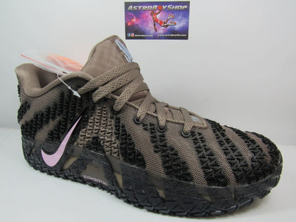 NIKE JA MORANT 3 SHOWSTOPPER EN CAJA