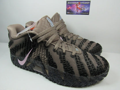 NIKE JA MORANT 3 SHOWSTOPPER EN CAJA