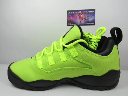 NIKE SB DARWIN LOW NEON YELLOW EN CAJA COMPLETOS