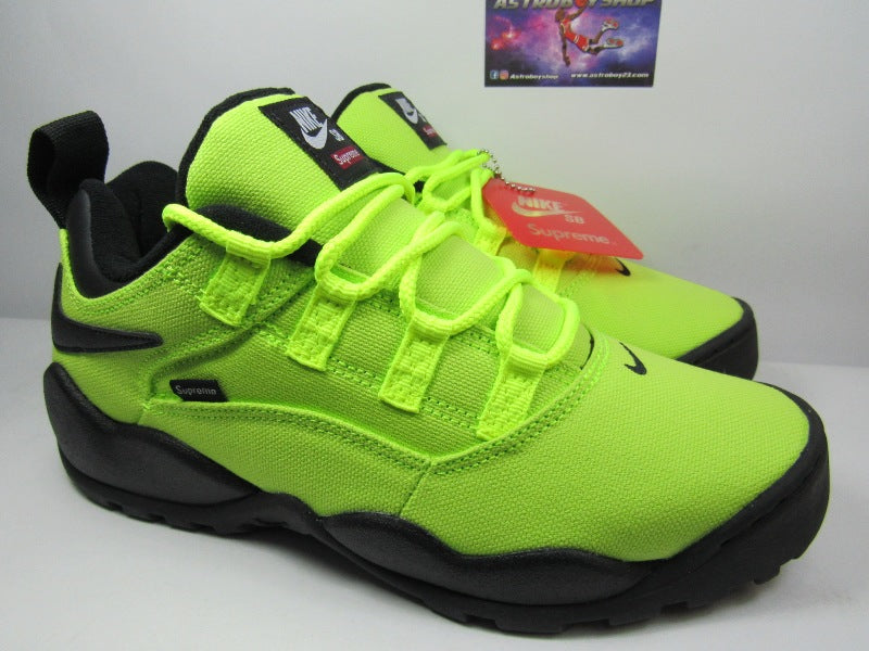 NIKE SB DARWIN LOW NEON YELLOW EN CAJA COMPLETOS