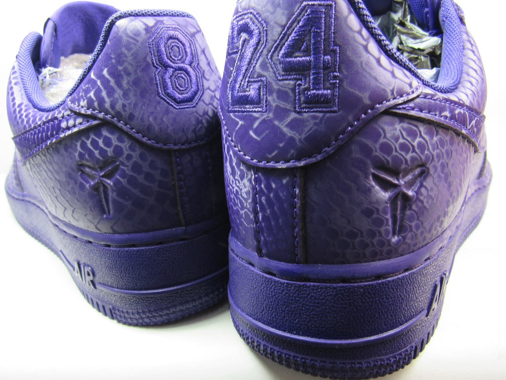 AF1 KOBE PURPLE 2025 EN CAJA