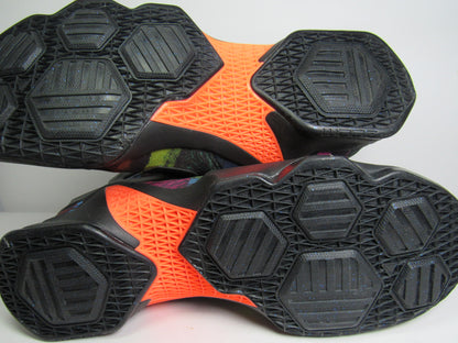 LEBRON 13 AKRONITE EDICION LIMITADA EN CAJA DE REPUESTO