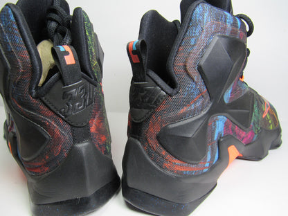 LEBRON 13 AKRONITE EDICION LIMITADA EN CAJA DE REPUESTO