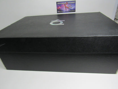 KEVIN DURANT TREY X RED GOLD EN CAJA