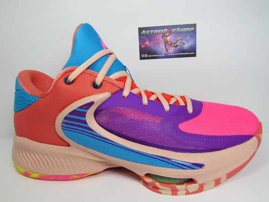 GIANNIS FREAK 4 VIVID PURPLE EN CAJA