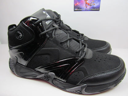 SHAQ DEVISE TRYPLE BLACK EN CAJA (REDUCIDOS MEDIA TALLA)