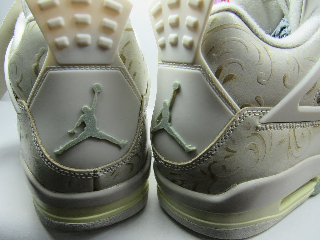 JORDAN 4 "SOMOS ETERNOS" EN CAJA