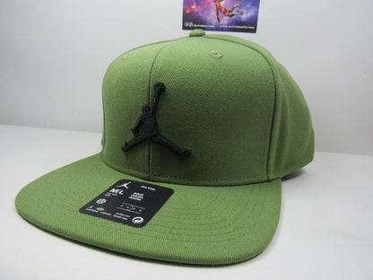 GORRA PLANA JORDAN JUMPMAN OLIVE (M/L UNITALLA)